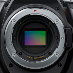 BLACKMAGIC POCKET CINEMA CAMERA 6K PRO