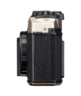 Pentax 17 Dark Silver Body Kit