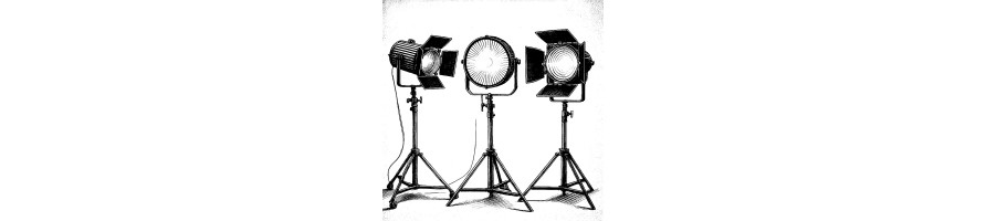 Iluminación Fotográfica y de Vídeo | Flashes, Luces LED y Accesorios | PhotoTools